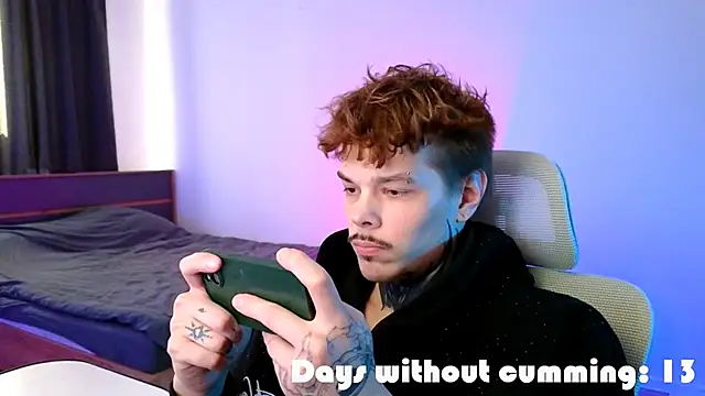 DENIS_HERE 网络视讯表演