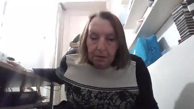 AnnaLive570 Live XXX-chat