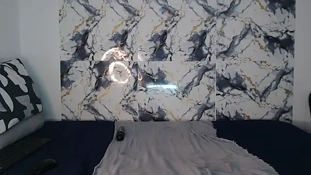 SexyChill1992's Live XXX Chat