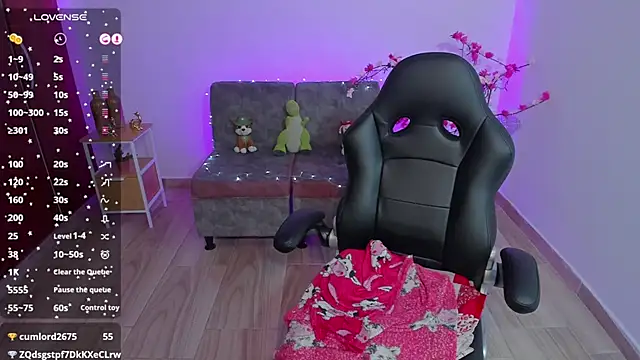 Pokazy przed kamerką – CamilaHarperr_