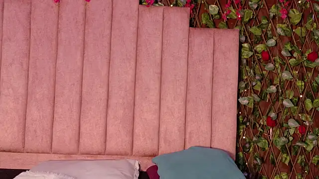 MiaJanss: онлайн-секс-чат