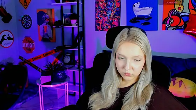 MaoqiBeverly লাইভ XXX চ্যাট