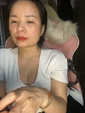 Ivy_Trix2 Live XXX Chat