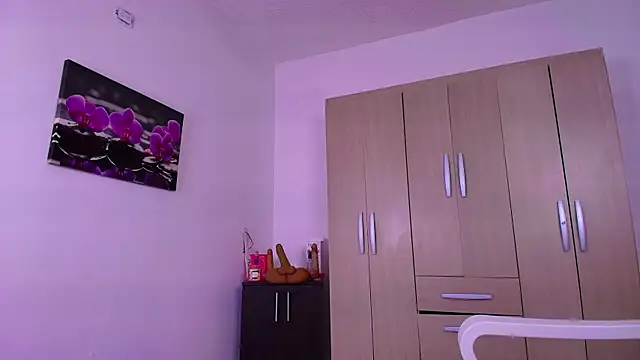 im_natalia's Live XXX Chat