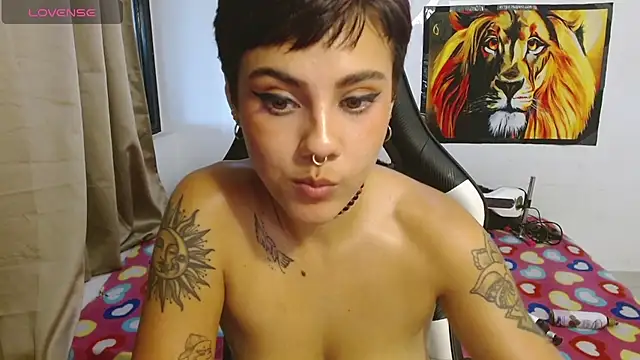 Онлайн чат XXX Divinejewel69