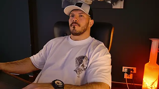 XXX chat uživo modela AngeloEric