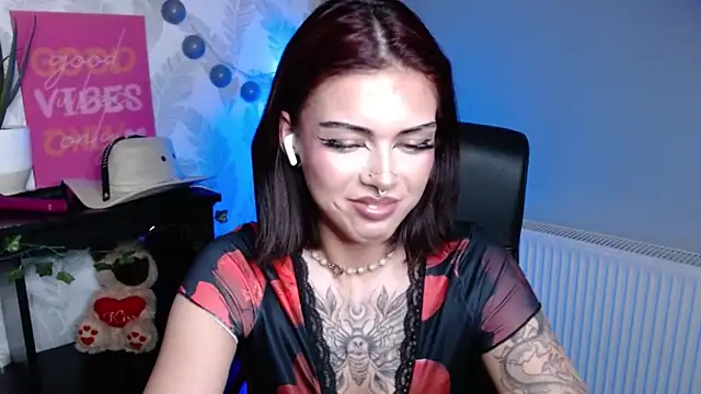 Nova_SIN Chat XXX in diretta