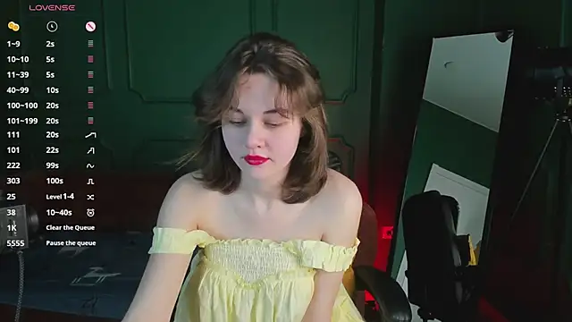 Flirty_Foxxy Chat XXX in diretta