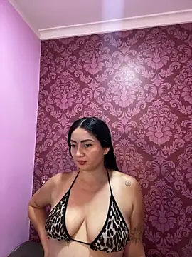 juliana_diaz Chat XXX in diretta