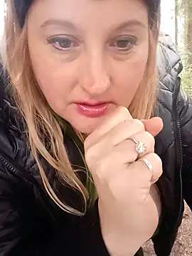 دردشة XHelenaX90 الجنسية المباشرة