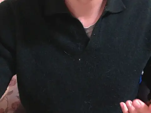 Chat +18 de Leo_1617 ao vivo