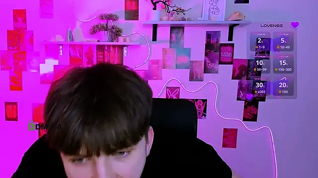 Webkamerová show travis_wolf_