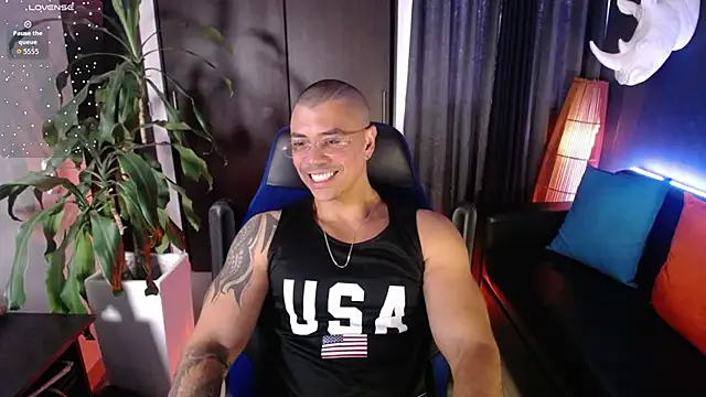 Show modela Zed_ferrer na web-kameri