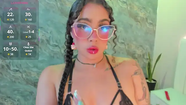 antonelllepiercee: онлайн-секс-чат