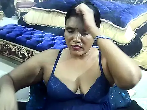 IndianSexyLady20 live XXX chat