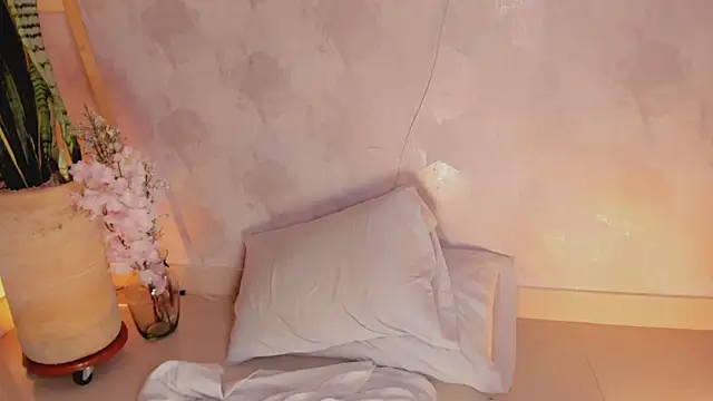 Pokazy przed kamerką – Nicolemorelli2