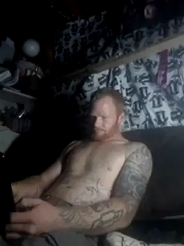 ed31devall élő XXX-chatje