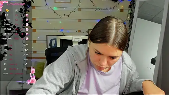 Онлайн чат XXX Josephine_Kiss