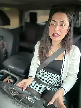 YourQueen18 Live XXX Chat