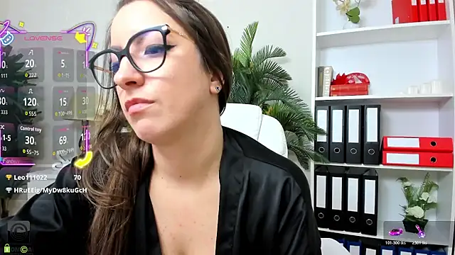 دردشة amayawest الجنسية المباشرة