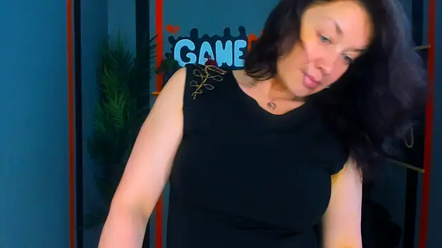 دردشة AnaMills الجنسية المباشرة