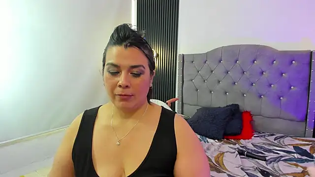 martina_foxy_ Live XXX Chat