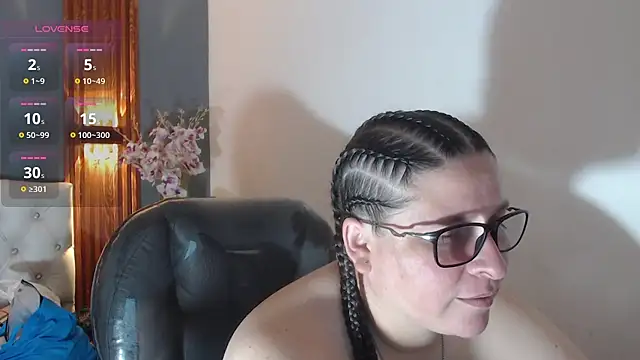 katty_femdom Pertunjukan Webcam