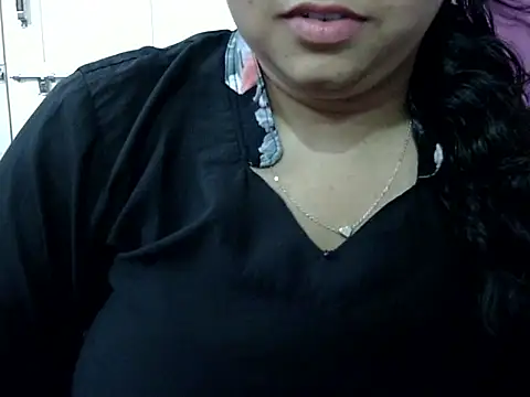 Cute_Aliyaa's Live XXX Chat