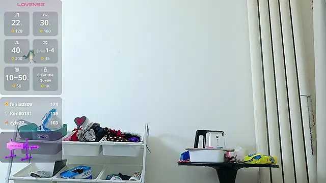 แชท XXX สดของ fox-yiyi