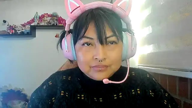 Shaddycute_ live XXX chat