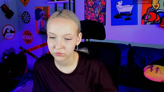 MaoqiBeverly's Live XXX Chat