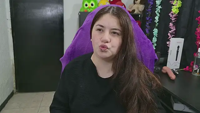 ann_bronw Adlı Modelin Canlı XXX Sohbeti