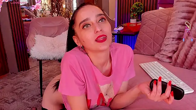 VanessaAngel Adlı Modelin Canlı XXX Sohbeti