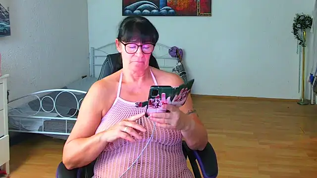 Chat +18 de Sylly ao vivo