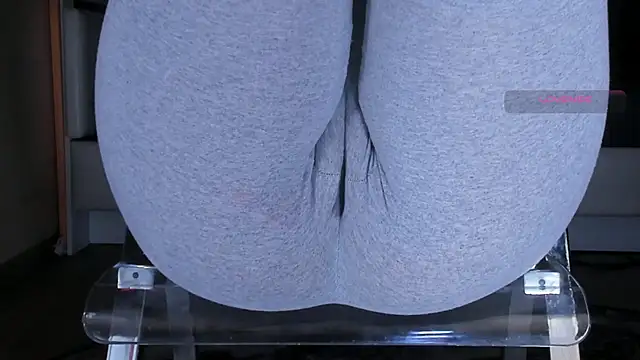 Cameltoe_squirt_inPants: онлайн-секс-чат