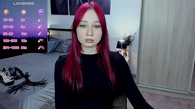 AdrianWild Adlı Modelin Canlı XXX Sohbeti