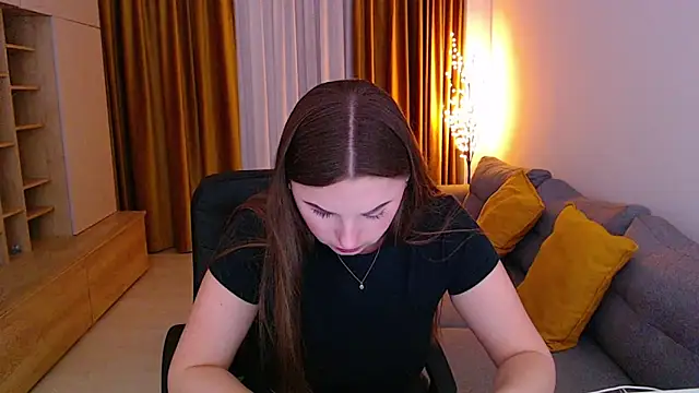 _Mia_Adams Chat XXX in diretta