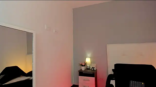 دردشة NataliaBuiles الجنسية المباشرة