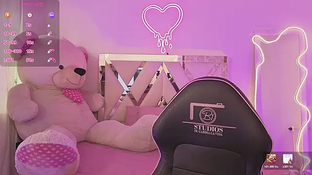 XXX chat uživo modela SABRIINA_TAY