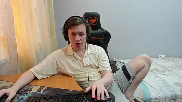 Show de iliaskrislove na webcam