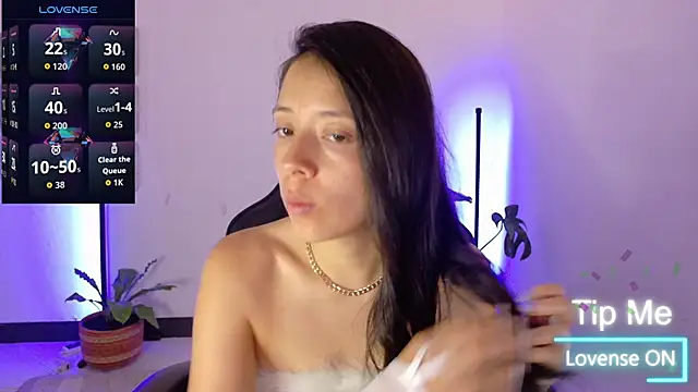 Sarasavage's Live XXX Chat