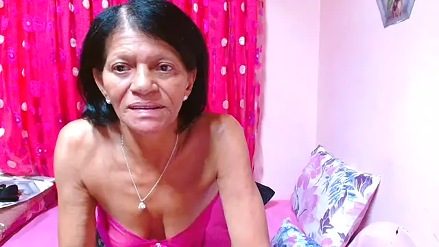 XXX chat uživo modela SLUTTYROXY