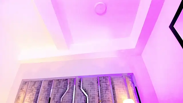 Ciara_Benet Adlı Modelin Canlı XXX Sohbeti