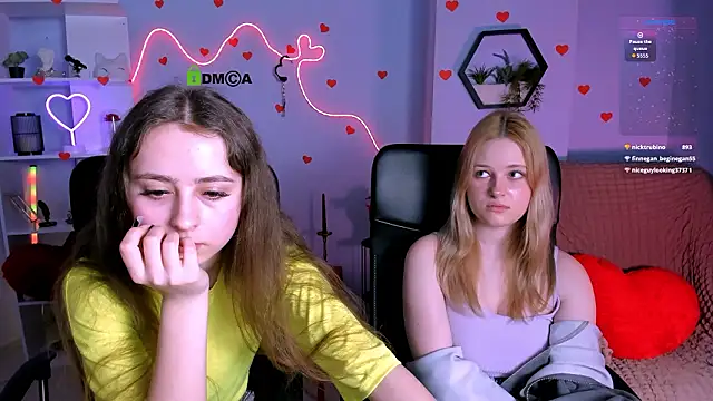 Chatroom XXX en direct de rebecca_smile