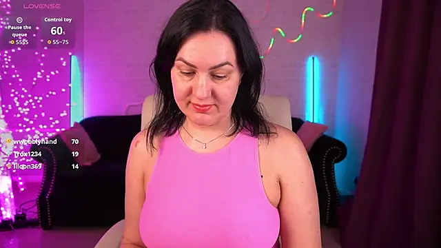 Онлайн чат XXX VelvetLuck