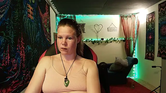 CallMeMariaのライブXXXチャット