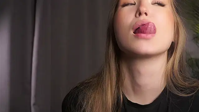 Živý XXX chat BarbMontilla