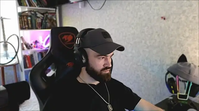 _Mostly_ Live XXX Chat