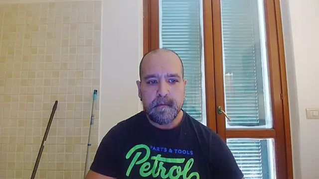 Show Webcam de AMIRDIB2025