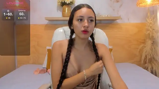 แชท XXX สดของ Lasira_Thill